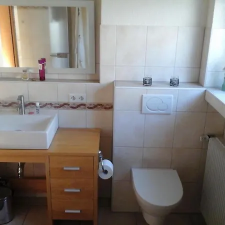Auszeit Am Allenberg, 82 Qm Apartment Onstmettingen